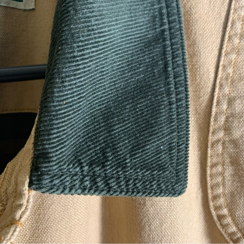 L.L. Bean Men's XL Tan Barn Jacket with Green Collar - Picture 14 of 14